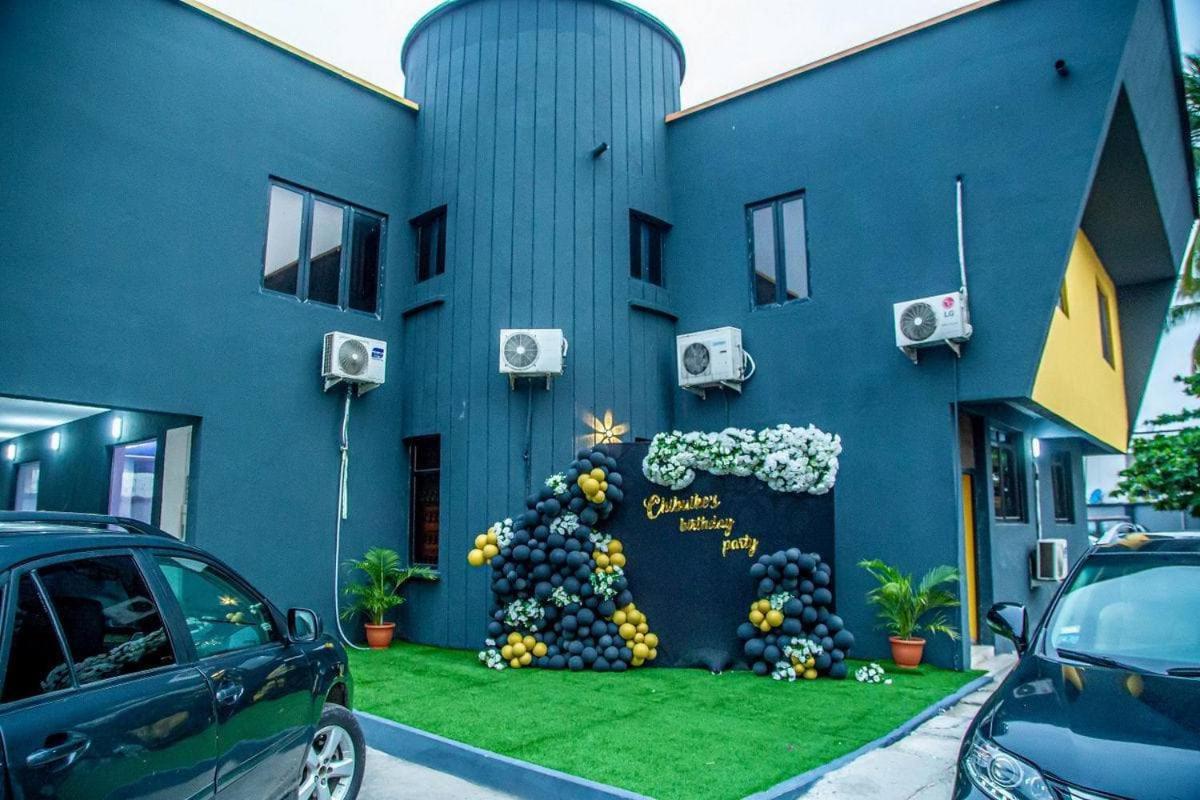 His Dulce Apartments ลากอส ภายนอก รูปภาพ